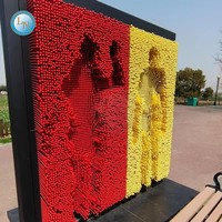 Sculpture murale interactive géante 3D en relief pour événements éducatifs et parcs de trampolines