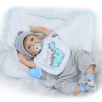Realistische Reborn-Babypuppe Junge 22 Zoll Lebensechter Silikon-Vinyl Neugeborenen-Körper mit Gewicht Dino-Thema Geschenkset mit Zubehör
