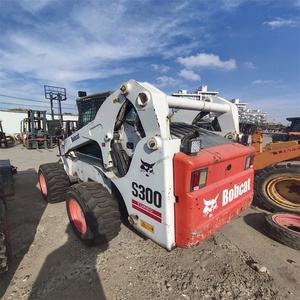جرافات للبيع بحالة جيدة مستعملة BC/BCT S300 <span class=keywords><strong>Skid</strong></span> في المخزن - Product Image 1
