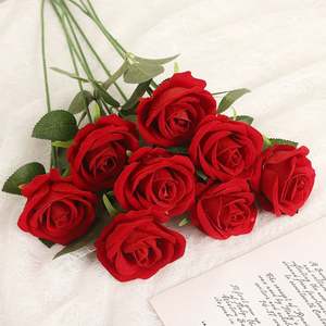 Rosas Artificiales Rojas de Seda con Tallos, Ramo de Rosas para Boda, Centro de Mesa para Despedida de Soltera, Fiesta, Hogar - Product Image 2