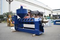 YZYX168 Guangxin Nieuwe Hoge Stijfheid Commerciële Koude-Warm Persmachine 830kg/u Capaciteit Koolstofstaal Sesam Kokos Amandel