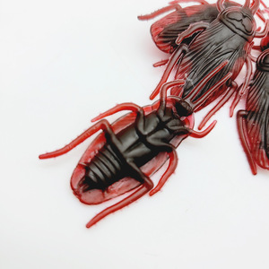 JELO Best Seller Halloween Horror Millipede Props Plástico Truco Simulación Cucaracha Modelo Novela Falso Insecto Juguete - Product Image 5