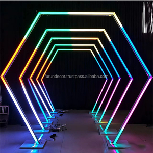 Arche lumineuse en métal sur le thème du ciel, fabriquée sur mesure par Furun Factory, pour les allées, les décorations de fête, les mariages, les anniversaires et les événements - Product Image 4