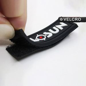 Patchs 3D en PVC et silicone personnalisés en gros avec logo de dessin animé pour vêtements d'enfants, à coudre ou à coller (autocollants tactiques souples) - Product Image 4