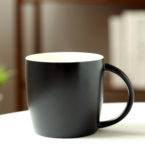 Mug en céramique avec couvercle, tasse de bureau émaillée, design minimaliste, couleur unie, cadeau d'affaires, vaisselle de boisson - Product Image 4