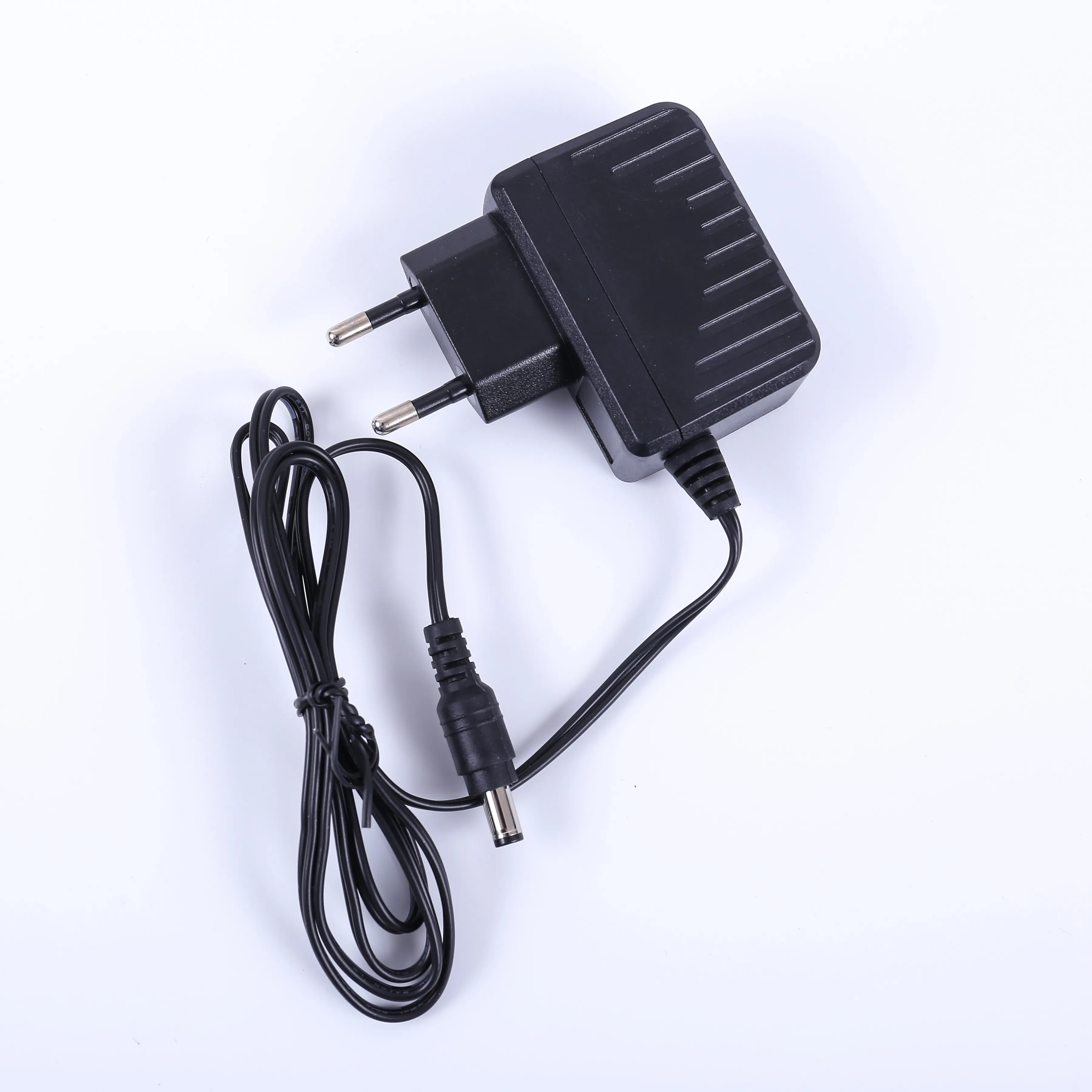 12V1A Universal dc high efficient laptop power adapter car USB