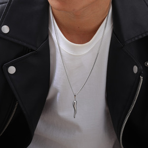 Collier pendentif en <span class=keywords><strong>corne</strong></span> d'Italie plaqué <span class=keywords><strong>or</strong></span> 18 carats unisexe avec chaîne à maillons polie personnalisée mariage fiançailles fête anniversaire - Product Image 4