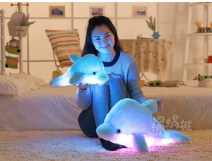 Peluche Luminoso a LED Cpc Yanxiannv a Forma di Delfino, Giocattolo Colorato Personalizzabile - Product Image 3