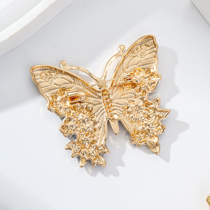 20Design Broche de mariposa de cristal esmaltado con diamantes de imitación, regalo del 4 de julio, joyería de recuerdo del 250 aniversario de la independencia de Estados Unidos - Product Image 2