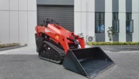 Chargeuse compacte sur chenilles en caoutchouc, capacité nominale 500 kg, capacité maximale 650 kg, force de rupture 4,5 kN, norme EPA EURO5