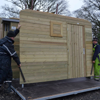 Kiosque de marché de Noël européen pliable à montage rapide et imperméable