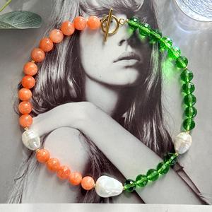 Collana Boho & Hippie con Cristallo Verde e Perla ad Alta Lucentezza, Gioiello Personalizzato Antiossidante - Product Image 3