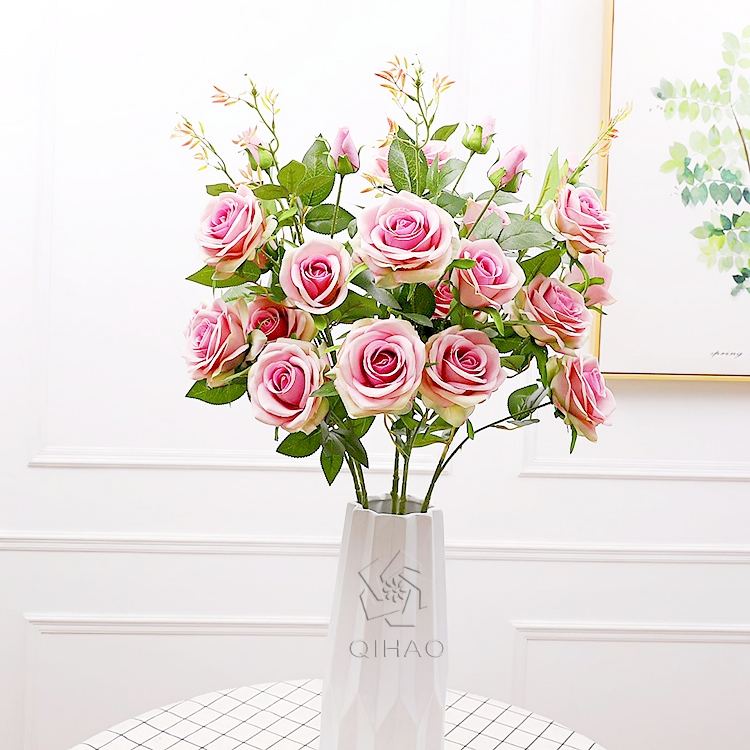 สีม่วงอ่อน