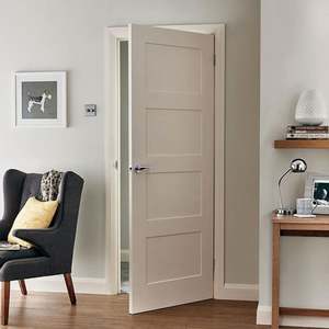 Puertas Interiores de Madera Personalizadas de Fábrica YALIG, Diseño Moderno, Puertas de Madera Maciza para Interiores de Hoteles de Lujo - Product Image 4