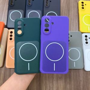 Coque de téléphone BAILI en silicone liquide magnétique, sensation peau, antichoc, protection intégrale pour Samsung <span class=keywords><strong>J6</strong></span>/J7 PRO/A21 – Vente en gros usine - Product Image 3