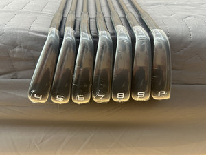 Unisex R <strong>S</strong> Flex Graphite Steel Shaft <strong>Golf</strong> Iron Set Portable Forged <strong>Clubs</strong> with Rubber Grip and Free 7Pcs Headcover Right Handed - Product Image 1
