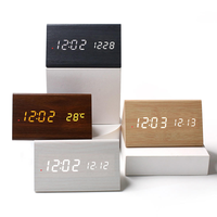 Horloge de bureau en bois radiocommandée japonaise ou allemande avec affichage de la température et de la date, luminosité réglable, 3 alarmes pour la décoration de la maison