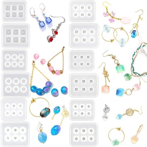 DM760 DIY pulsera transparente molde de resina epoxi pequeñas cuentas aromáticas moldes de joyería de silicona para fundición de resina - Product Image 2