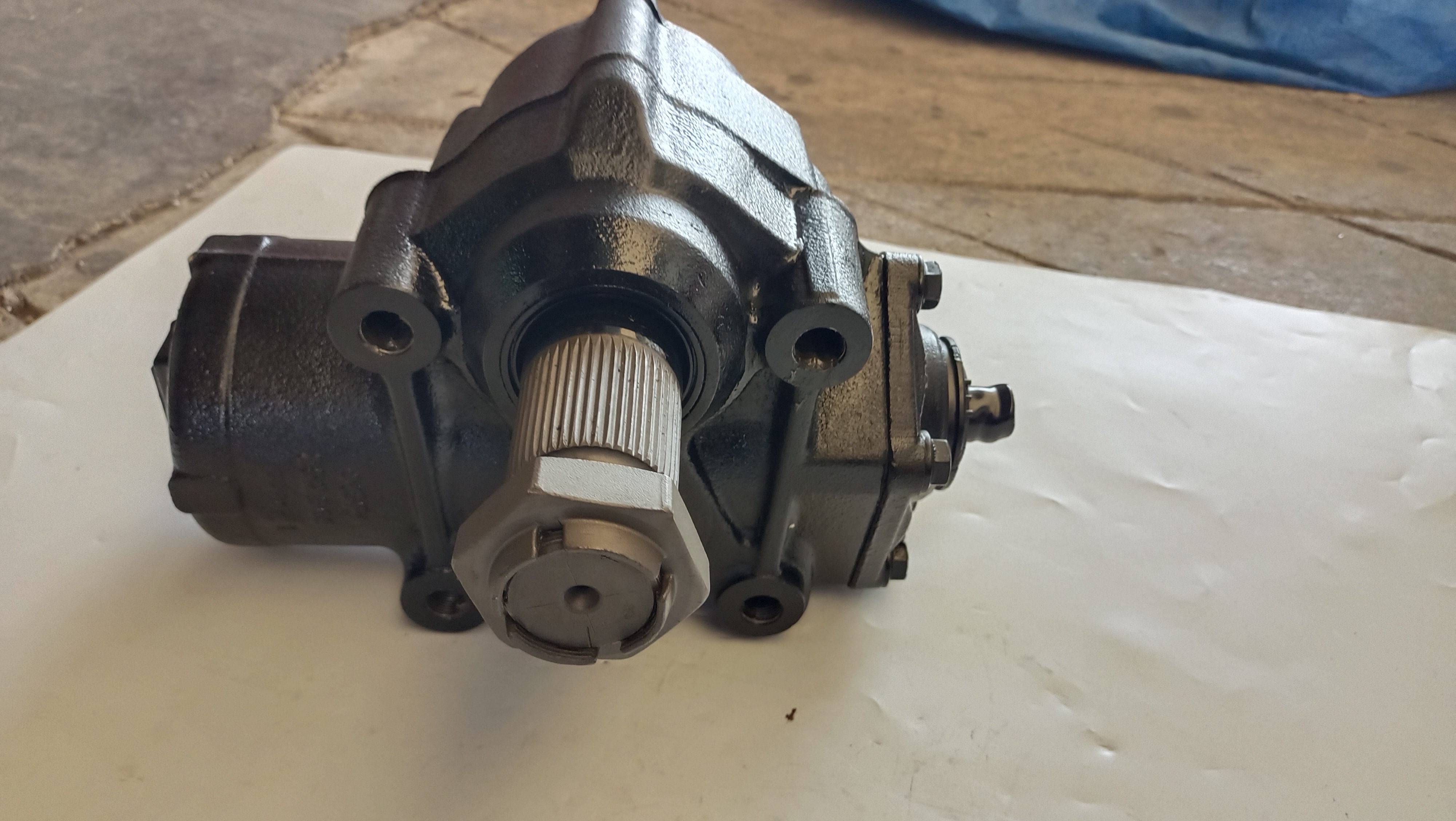 LS8 Power Steering Box for Mercedes Actros Heavy Duty Trucks