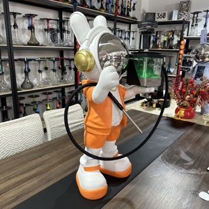 Grandes sculptures d'astronautes en résine pour intérieur et extérieur, chichas pour bars, cafés et salons de chicha. - Product Image 2