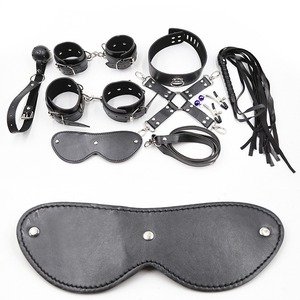 Ensemble de 8 jouets érotiques en cuir noir, jouets de bondage et de flirt alternatifs, produits pour adultes, menottes érotiques, attaches pour les pieds - Product Image 2