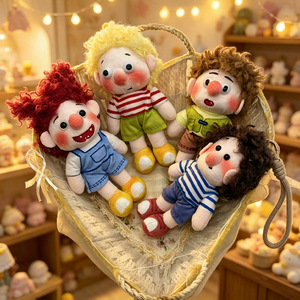 Vente en gros usine : Adorable poupée en peluche en fil de laine avec bottes en forme de cœur, ensemble cadeau OEM personnalisé pour la Saint-Valentin et la collection d'anniversaire pour enfants - Product Image 2