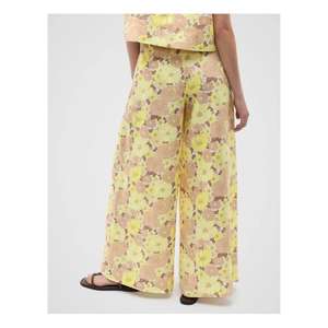 Pantalon décontracté en tissu doux pour femme, conçu pour une coupe décontractée et un confort respirant pendant les heures de travail et les loisirs - Product Image 2