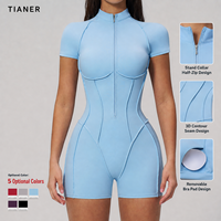 Combinaison de yoga personnalisée pour femme, manches courtes, demi-zip, body de sport, coutures 3D, coussinets amovibles, tenue de fitness pour la gym