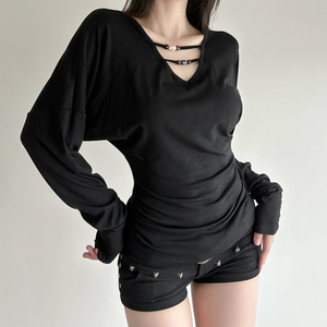 Camiseta de Moda para Mujer, Cuello en V, Negra, con Cuentas, Manga Larga, Estilo Murciélago, Ajustada, Elegante - Product Image 2