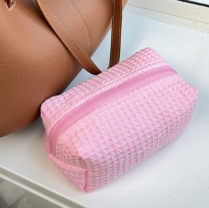 Sac <span class=keywords><strong>de</strong></span> <span class=keywords><strong>toilette</strong></span> portable à fermeture éclair en gros, <span class=keywords><strong>grande</strong></span> capacité, sac <span class=keywords><strong>de</strong></span> lavage matelassé en gaufre, broderie personnalisée, sacs cosmétiques en coton pour soins <span class=keywords><strong>de</strong></span> la peau - Product Image 4