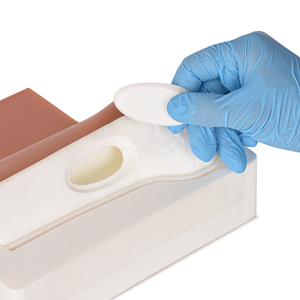 Entraîneur de modèle d'injection IO adulte de base Sangle à crochet et boucle Infusion et injection intra-osseuse pour les sciences médicales - Product Image 6