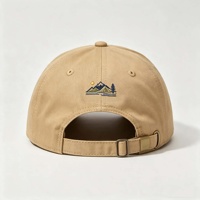 Casquette de baseball décontractée unisexe en coton sergé non structuré avec logo brodé personnalisé, bord incurvé souple et réglable, idéale pour le camping et la randonnée en extérieur