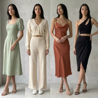Fabricant de vêtements pour femmes OEM ODM, robe à col carré, manches bouffantes, robe à col châle, robe asymétrique en deux pièces, sur mesure