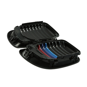 Parrilla Delantera BMW E46 2002-2005, Negro Brillante, Estilo M, Tres Colores, Plástico ABS, Para Mejora o Reequipamiento - Product Image 3