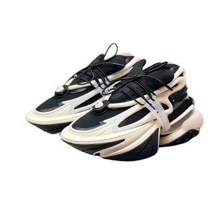 Chaussures bateau décontractées tendance au design haut de gamme avec semelles épaisses respirantes et amortissantes, légères pour la marche. - Product Image 1