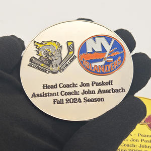 เหรียญที่ระลึกโลหะเคลือบทอง/เงิน พิมพ์ลายโลโก้แบบกำหนดเอง 2 มิติ 3 มิติ ด้วยเทคนิค UV สำหรับสะสม ของที่ระลึก หรือเหรียญรางวัล - Product Image 4