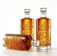 Bouteille en verre de haute qualité 500 ml, ronde, avec motif de dragon gravé en relief, pour spiritueux ou vin, avec bouchon