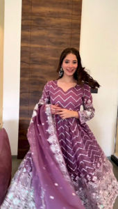 Conjunto de vestido de trabajo con lentejuelas e hilo para niñas, traje Georgette Anarkali de calidad superior Extreme Indian Wear, precio al por mayor - Product Image 3