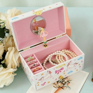 Caja de Música de Madera de Lujo con Manivela, Diseño de Unicornio, Adorno en Miniatura, Regalo de Cumpleaños Portátil, Logotipo Personalizado para Niños - Product Image 4