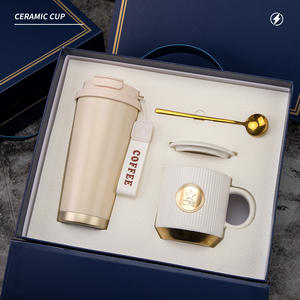 Coffret cadeau café de luxe, mug en bronze avec tasse de voyage et cuillère, personnalisé pour les clients et les employés d'entreprise - Product Image 2