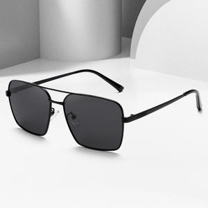 Lunettes de soleil polarisées pour hommes, monture carrée en métal, protection UV400, conduite, pêche, sports de plein air, lentilles TAC noires - Product Image 3