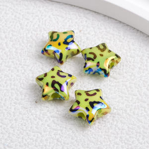 Color recto agujero oblicuo deslumbrante estampado de leopardo estrellas perforadas DIY pulsera pluma accesorios cuentas acrílicas impresas - Product Image 5