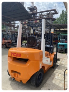 <b>Used</b> TCM Diesel High Quality <b>Used</b> TCM Forklift 3 5 10 20 Ton Capacity 3 4 4.5 Meter Reach Focused Core Engine - Product Image 3