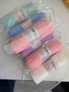 Toalla de Felpa de Coral Promocional con Logotipo Personalizado, Directo de Fábrica, Toalla de Microfibra Absorbente y Suave para Salón de Belleza, Hotel, Venta al Por Mayor - Product Image 4