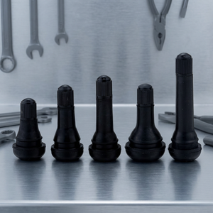 Valve TR413 stable utilisée avec des outils et équipements de réparation de pneus - Product Image 1