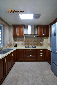 Armoire <span class=keywords><strong>de</strong></span> <span class=keywords><strong>cuisine</strong></span> moderne <span class=keywords><strong>avec</strong></span> <span class=keywords><strong>volet</strong></span> <span class=keywords><strong>roulant</strong></span> en contreplaqué MDF OSB pour meubles <span class=keywords><strong>de</strong></span> maison modulaires contemporains - Product Image 2