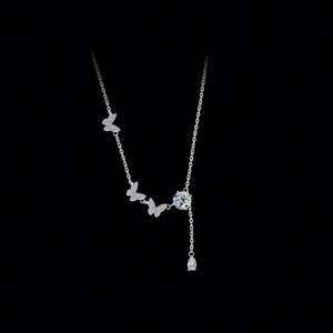 Collier en argent sterling S925 avec pendentif papillon en moissanite - Product Image 4