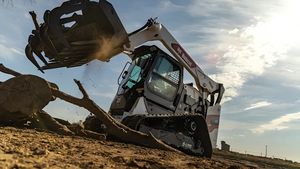 รถตักล้อยางขนาดเล็ก <span class=keywords><strong>Bobcat</strong></span> S76 ประสิทธิภาพสูง ชั่วโมงการทำงานต่ำ สภาพดีเยี่ยม เชื่อถือได้ มีสินค้าในสต็อกพร้อมขาย - Product Image 5