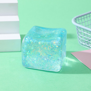 Cubos de Hielo Brillantes de Lenta Recuperación, Juguetes Blandos Antiestrés de Alta Densidad, Bolas de Hielo para Aliviar el Estrés, Cubos Blandos para Fidget Toys - Product Image 4