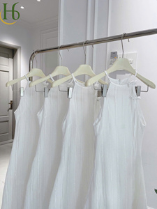 Robe longue blanche décontractée unie en dentelle naturelle, col halter, nœud sur l'épaule, sans manches, élégante, légère, respirante, tissée - Product Image 3